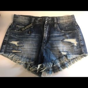 NWT Blank NYC Wedge Shorts distressed Sz 25